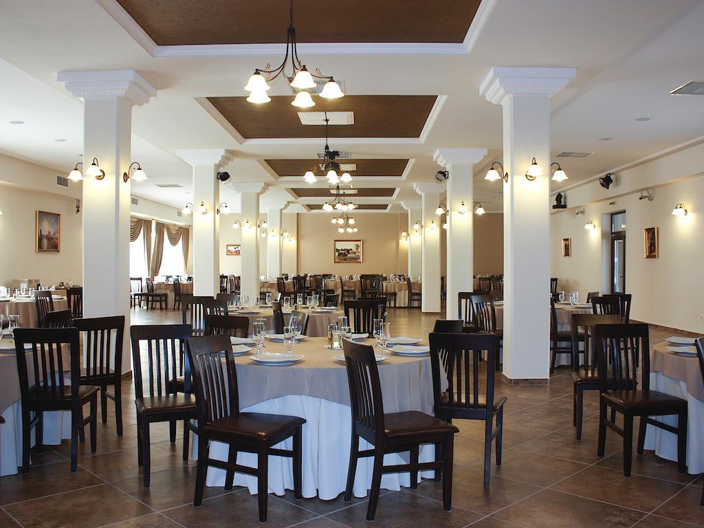 Hotel Dusan Si Fiul Resita Nord Extérieur photo